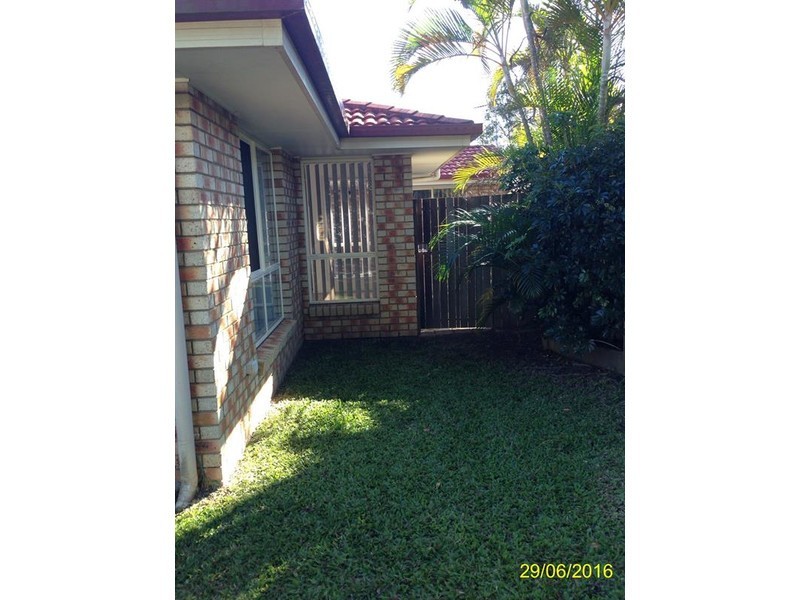 27 Beaverbrook Circuit, Sippy Downs QLD 4556