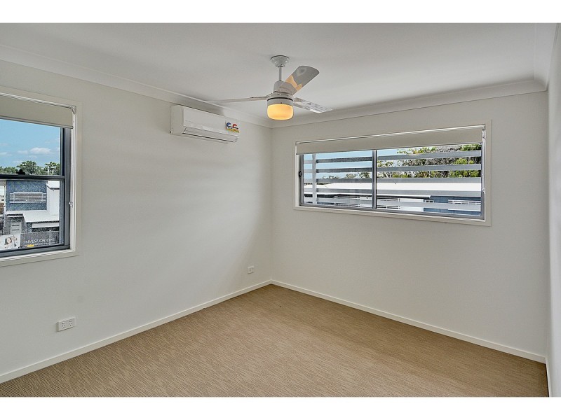 52/17 Greensboro Place, Little Mountain QLD 4551