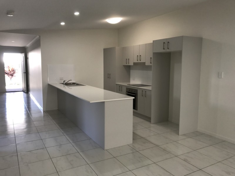 2/54 Wilderness Circuit, Little Mountain QLD 4551