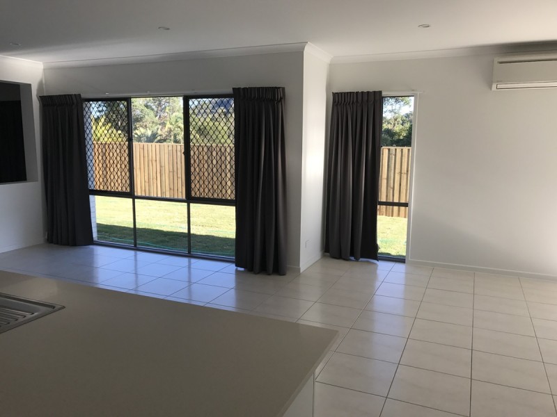 39 Poole Road, Glass House Mountains QLD 4518