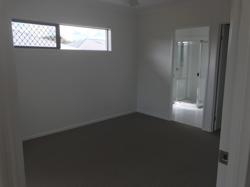 39 Poole Road, Glass House Mountains QLD 4518
