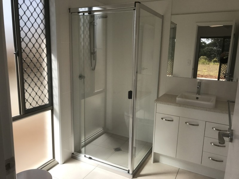 39 Poole Road, Glass House Mountains QLD 4518