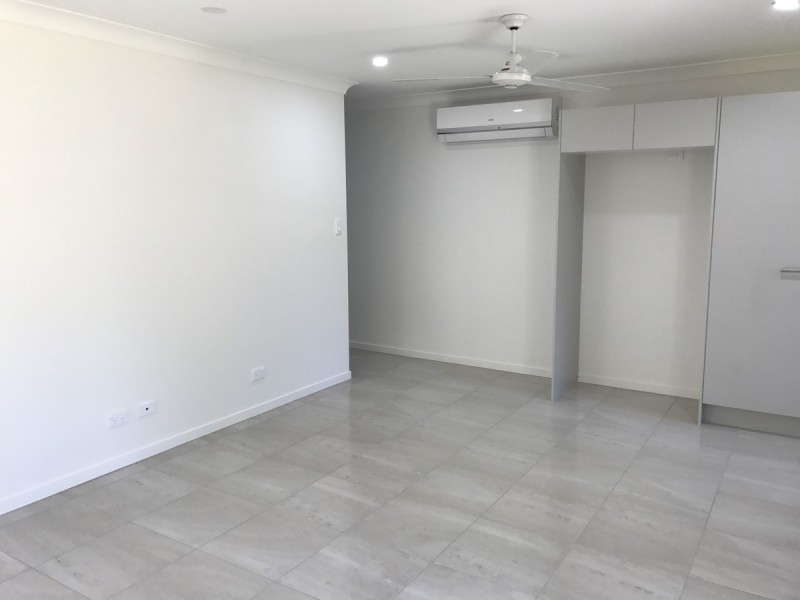 2/40 Tramline Rise, Burnside QLD 4560
