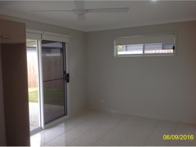 4b Sairs Street, Glass House Mountains QLD 4518