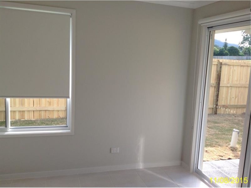 1/9 Sairs Street, Glass House Mountains QLD 4518