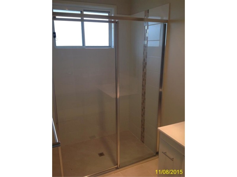 1/9 Sairs Street, Glass House Mountains QLD 4518