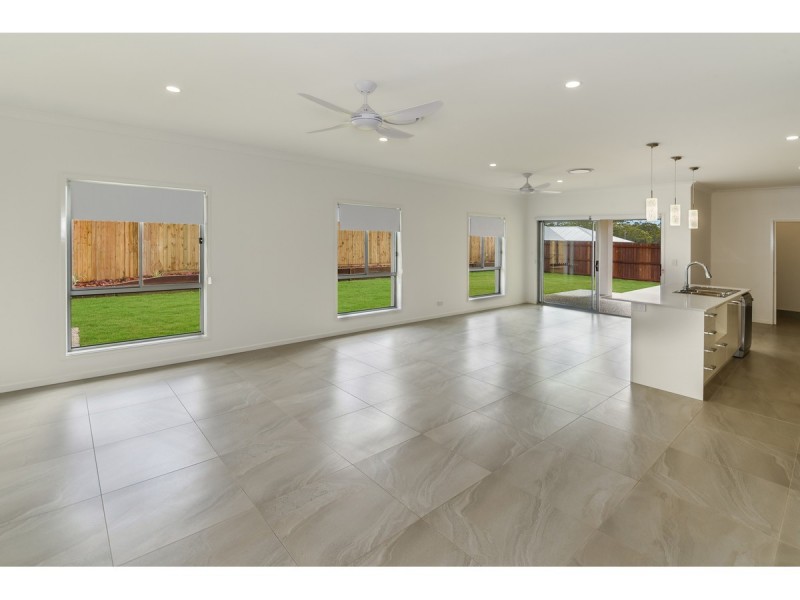 53 Poole Road, Glass House Mountains QLD 4518