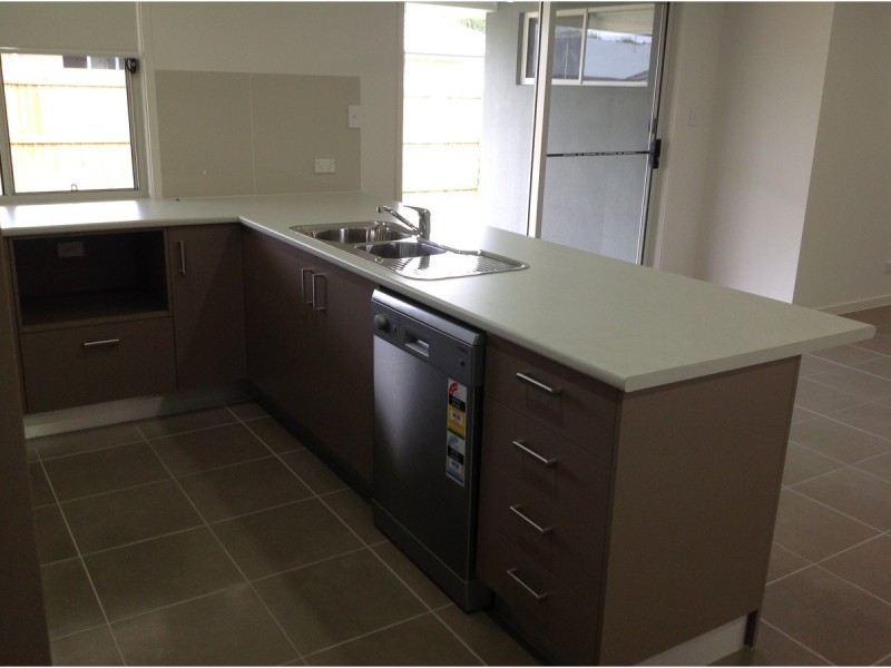 17a Poole Road, Glass House Mountains QLD 4518