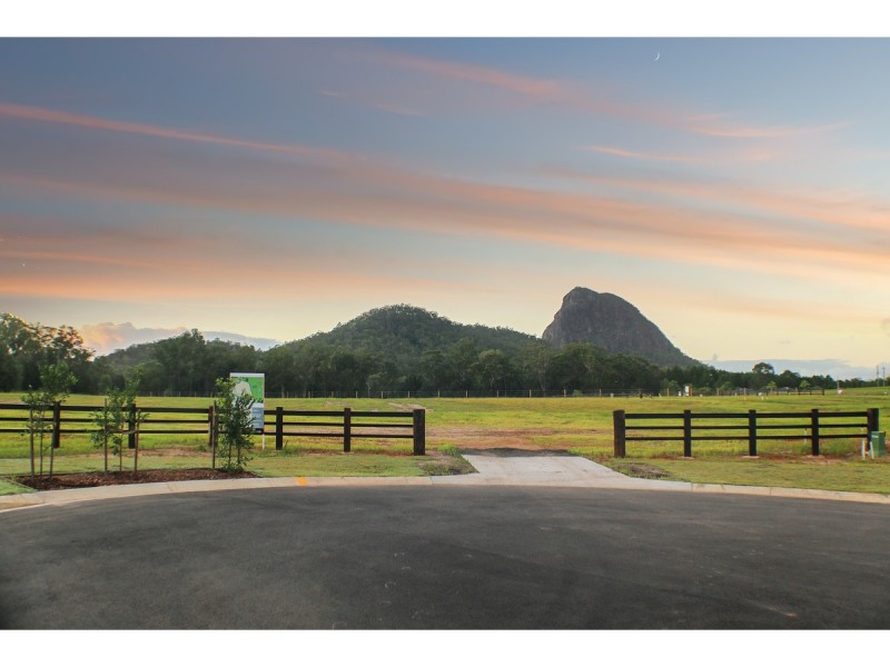 6 Summit Close, Glass House Mountains QLD 4518