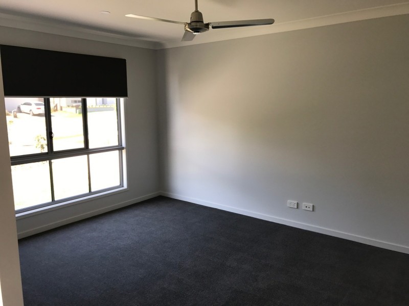 28 Shore View Boulevard, Griffin QLD 4503