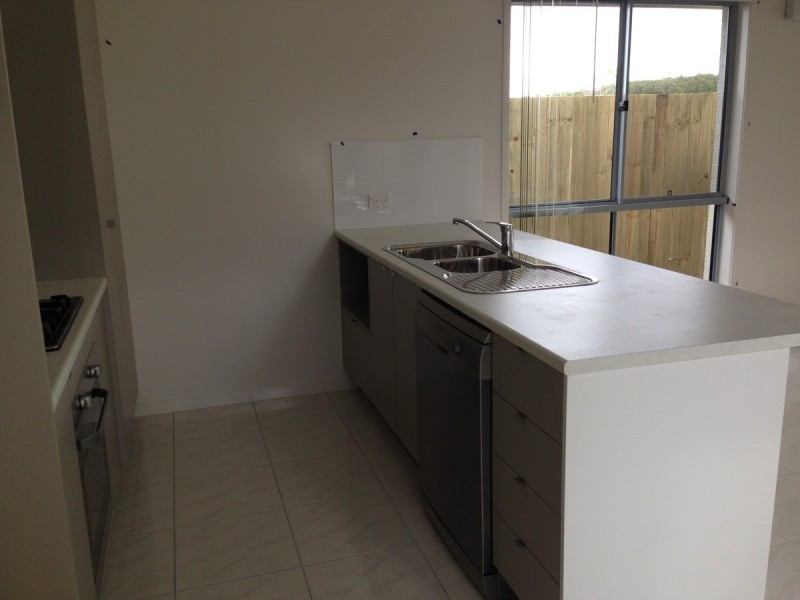 25 Harvey Lane, Meridan Plains QLD 4551