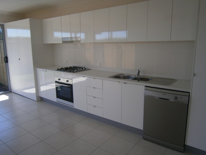 2/97 Creekwood Avenue, Meridan Plains QLD 4551