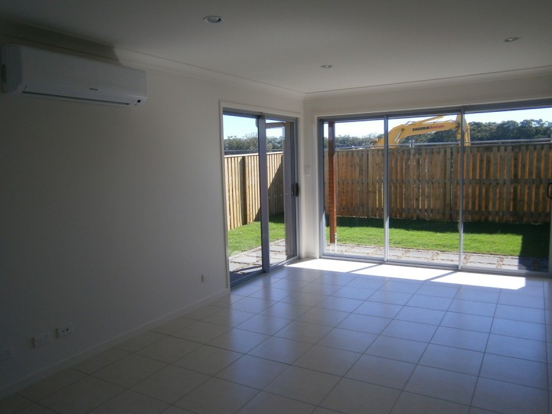 2/97 Creekwood Avenue, Meridan Plains QLD 4551