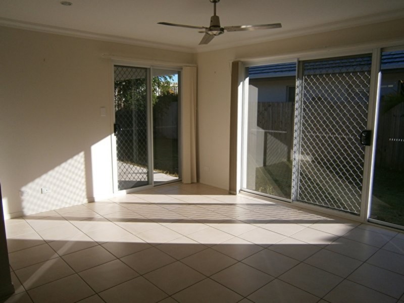 25 Chestwood Crescent, Sippy Downs QLD 4556