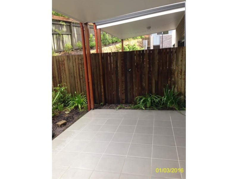 7/17 Greensboro Place, Little Mountain QLD 4551
