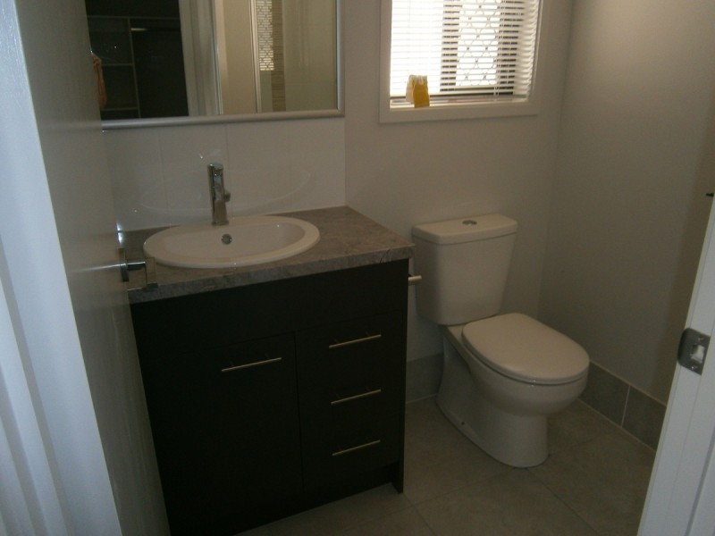 4 Apple Crescent, Caloundra West QLD 4551