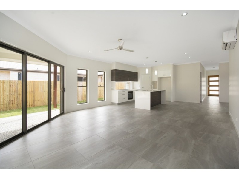 11 Apple Circuit, Griffin QLD 4503