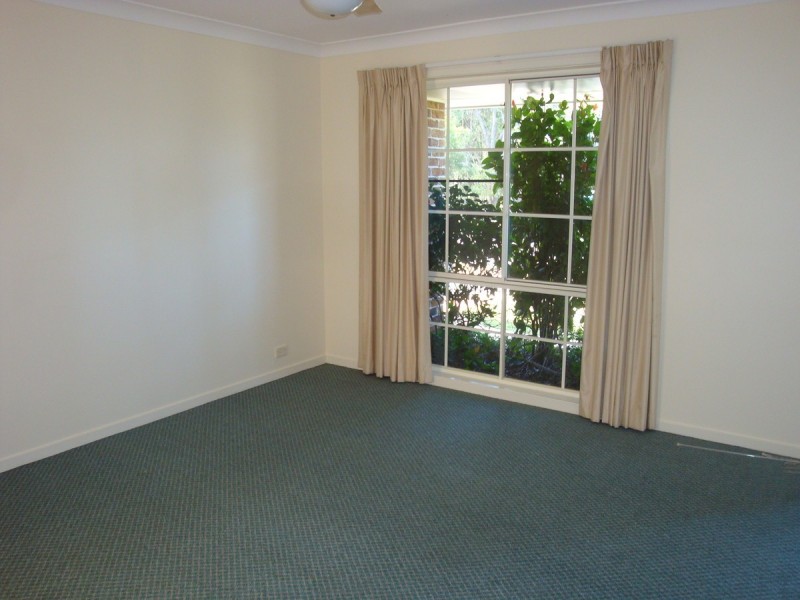 8 Oxford Close, Sippy Downs QLD 4556