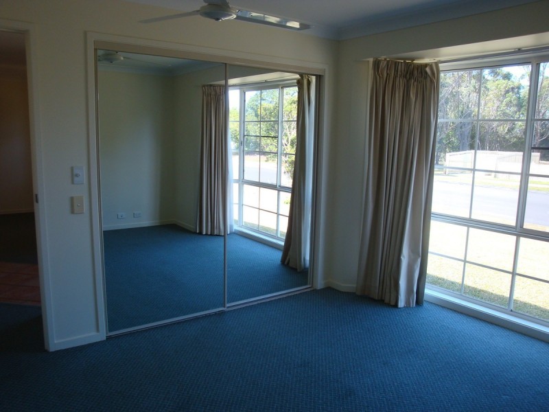 8 Oxford Close, Sippy Downs QLD 4556