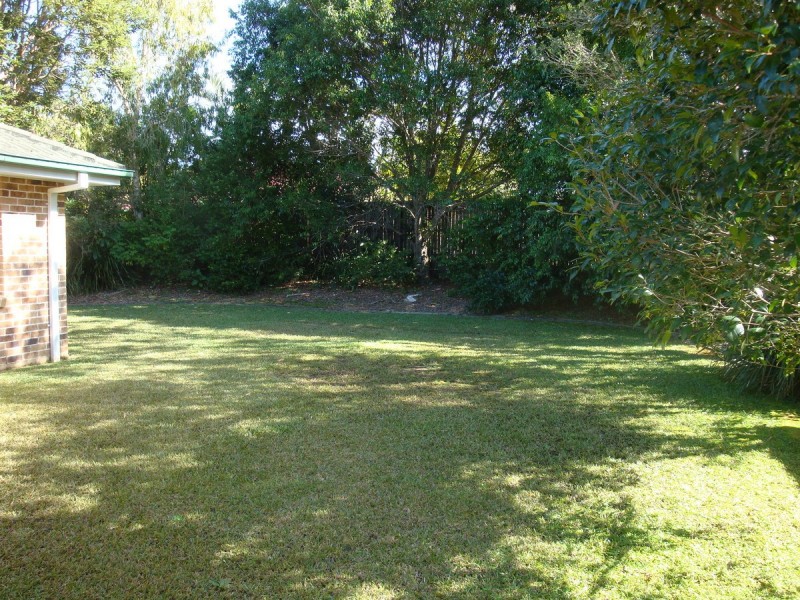 8 Oxford Close, Sippy Downs QLD 4556