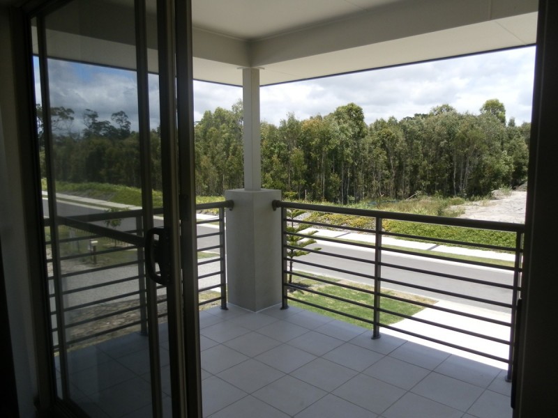 100 Tweddell Drive, Pelican Waters QLD 4551