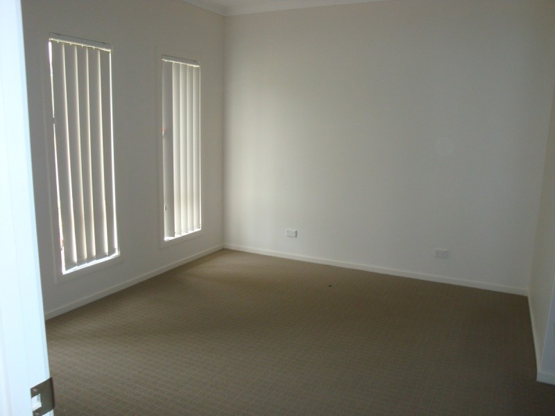 100 Tweddell Drive, Pelican Waters QLD 4551