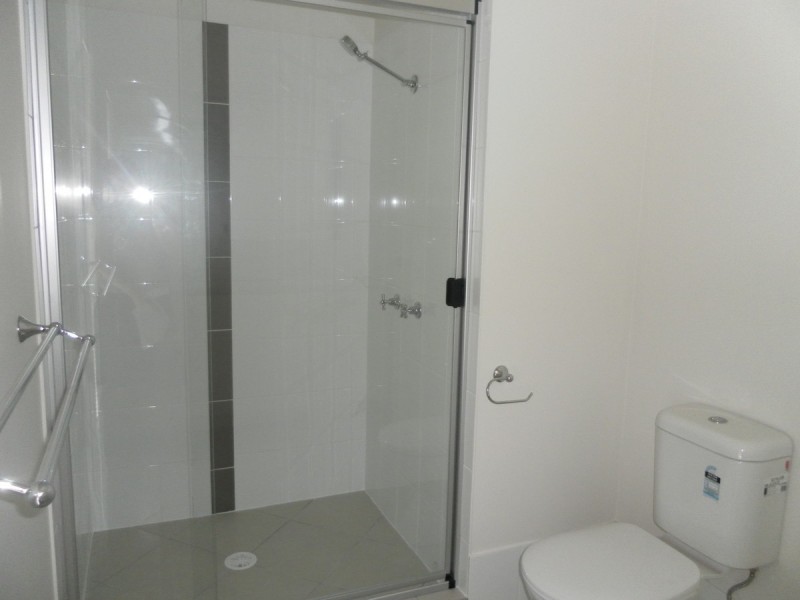 100 Tweddell Drive, Pelican Waters QLD 4551