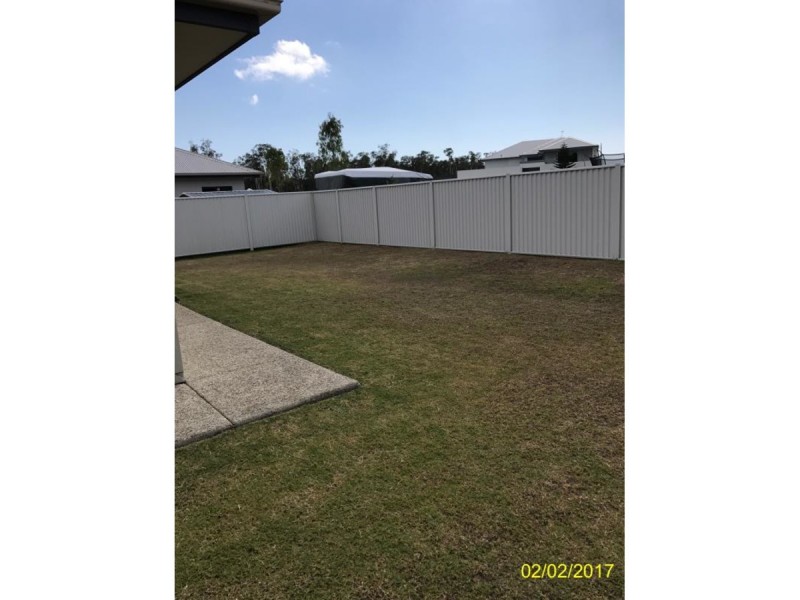 100 Tweddell Drive, Pelican Waters QLD 4551