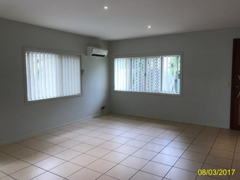 2/8 Boobook Court, Buderim QLD 4556