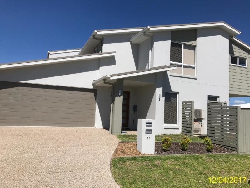 1/25 Curtis Street, Mountain Creek QLD 4557