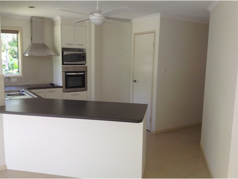 3 Haven Court, Mooloolah Valley QLD 4553