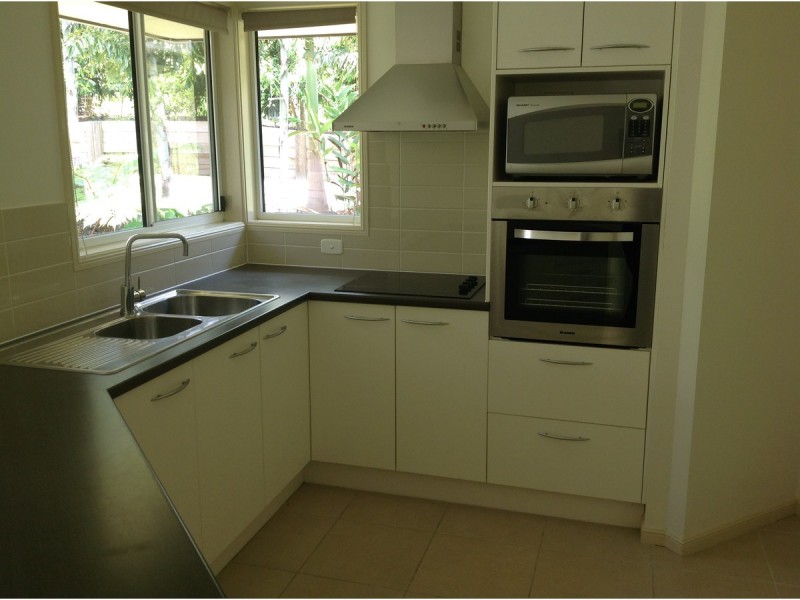 3 Haven Court, Mooloolah Valley QLD 4553