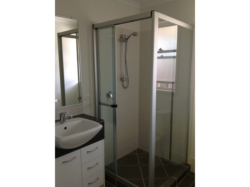 3 Haven Court, Mooloolah Valley QLD 4553