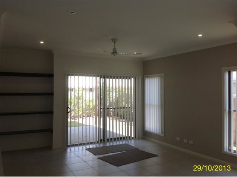 18 Blue Fin Circuit, Mountain Creek QLD 4557