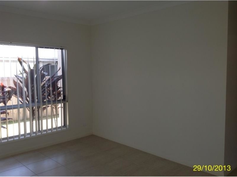 18 Blue Fin Circuit, Mountain Creek QLD 4557