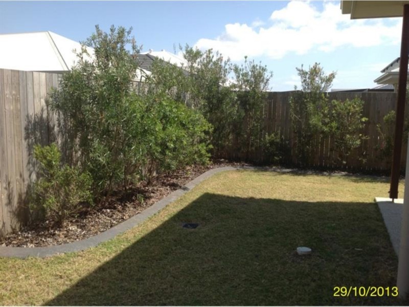 18 Blue Fin Circuit, Mountain Creek QLD 4557