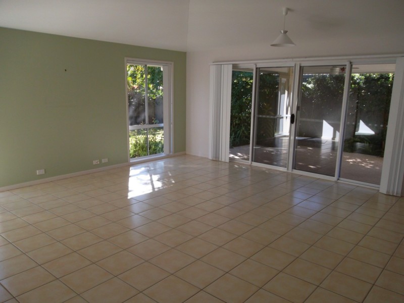 87 Albany Street, Sippy Downs QLD 4556