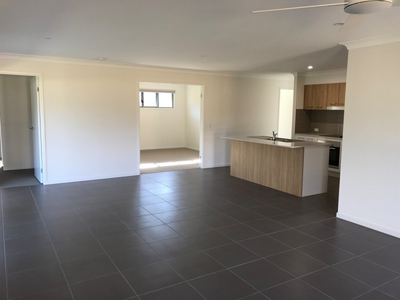 4 Buckley Street, Landsborough QLD 4550