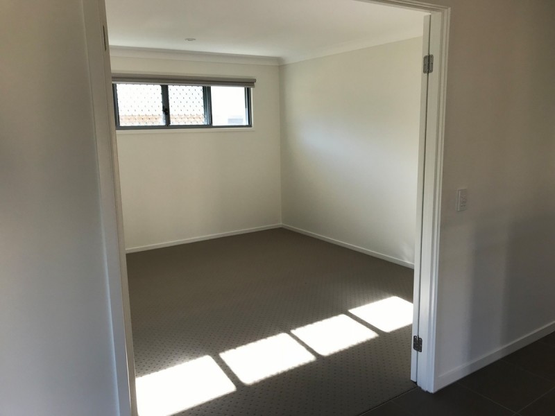 4 Buckley Street, Landsborough QLD 4550