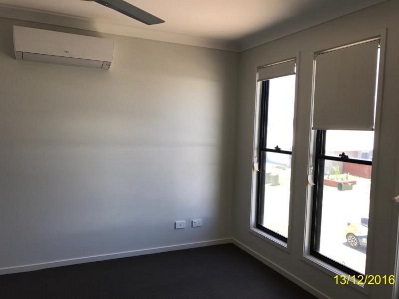 8 Vincent Avenue, Sippy Downs QLD 4556