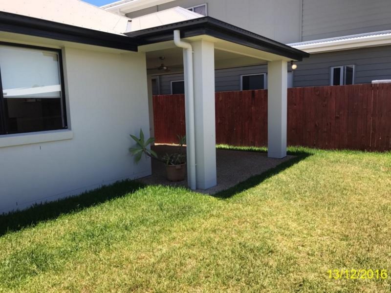 8 Vincent Avenue, Sippy Downs QLD 4556