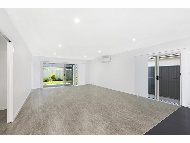 25 Bells Esplanade, Pelican Waters QLD 4551