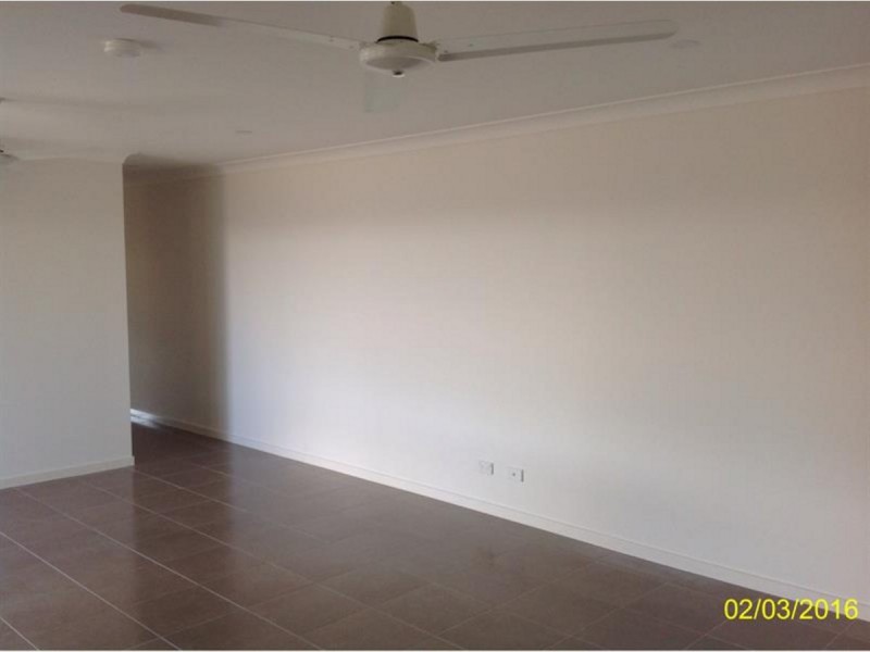 25a Clark Avenue, Glass House Mountains QLD 4518