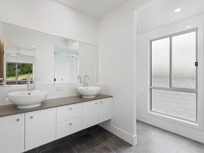 178 Windsor Valley Drive, Nambour QLD 4560