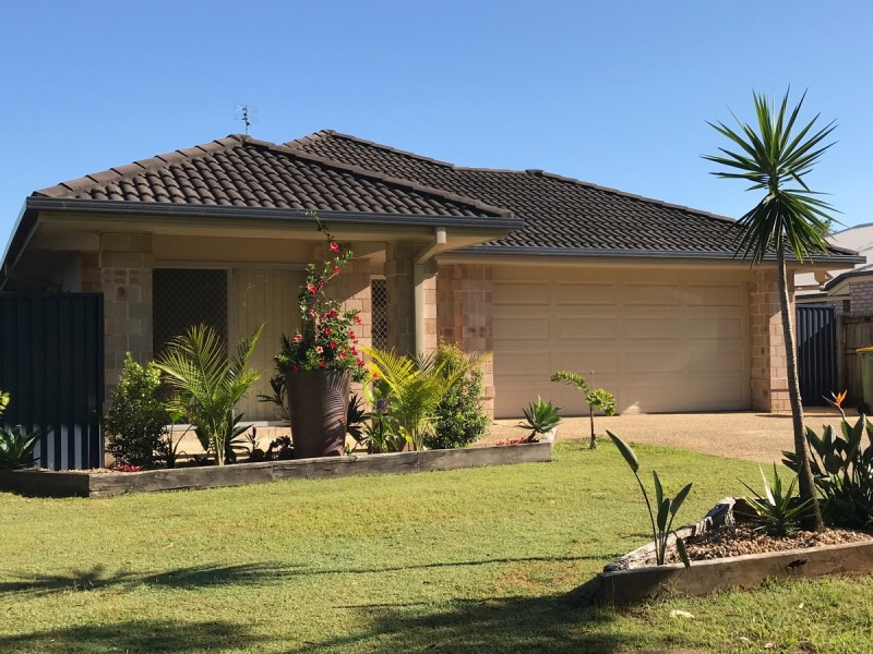 15 Parkside Drive, Beerwah QLD 4519