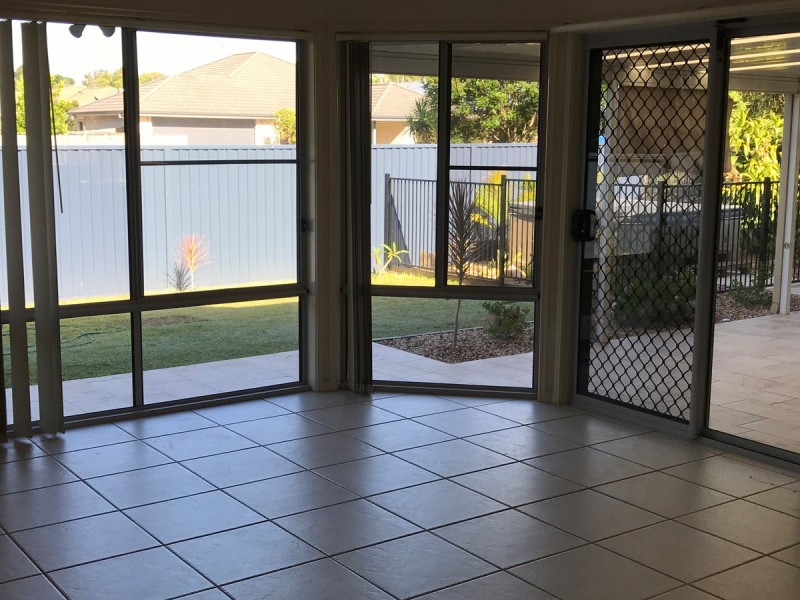 15 Parkside Drive, Beerwah QLD 4519