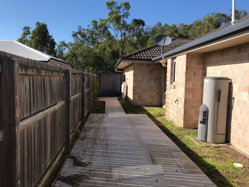 15 Parkside Drive, Beerwah QLD 4519