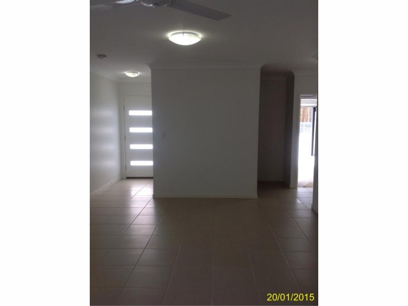 28/17 Greensboro Place, Little Mountain QLD 4551