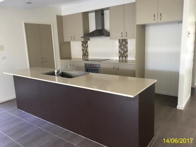 24 Ponytail Circuit, Mountain Creek QLD 4557