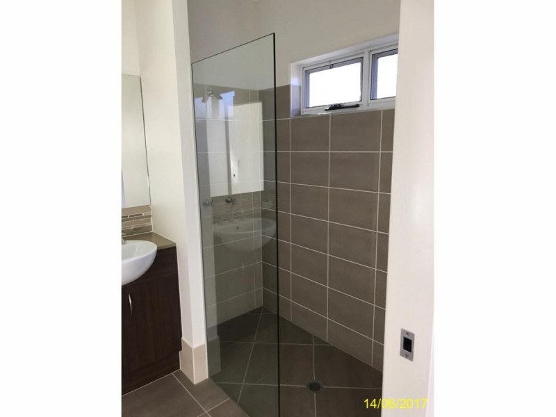 24 Ponytail Circuit, Mountain Creek QLD 4557